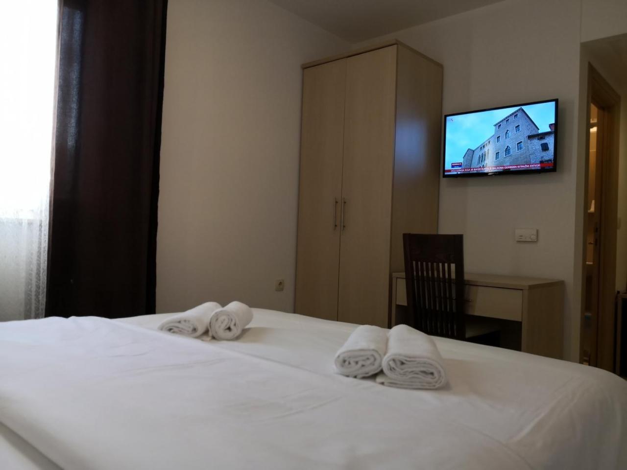 Kamar Double